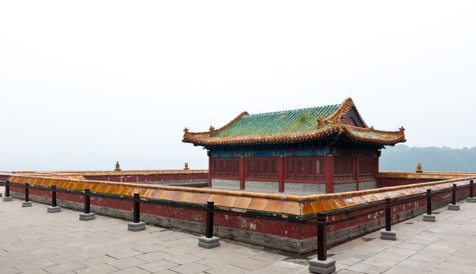 中国古建筑的屋顶形式——歇山顶,富于变化,高峻凝重|山顶|歇山|庑殿顶|重檐|屋顶_新浪新闻