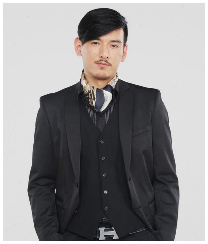 《钱多多嫁人记》有四帅,苏俊杰第三,孙艺洲第二,第一帅掉渣!