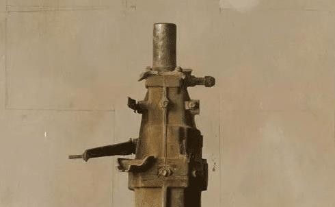 冷军画"废弃发动机", 卖1898万! 螺丝帽,积灰都画得好认真