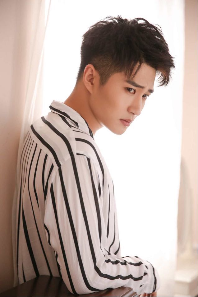 荷尔蒙爆棚的蛇王"墨巴斯",亦或是此次《天龙八部》中的游坦之,杜厚佳