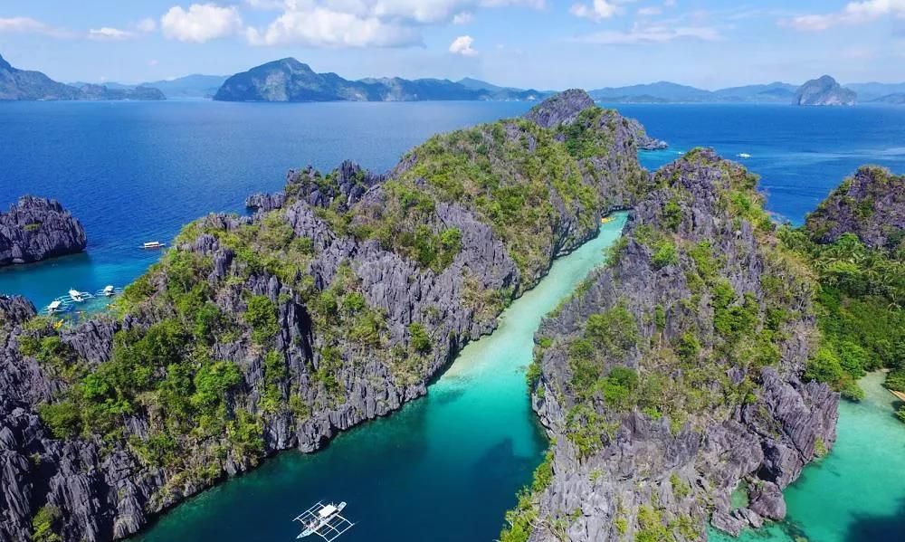 菲律宾旅游:菲律宾的海中桂林!这座爱心岛比长滩岛还好玩!
