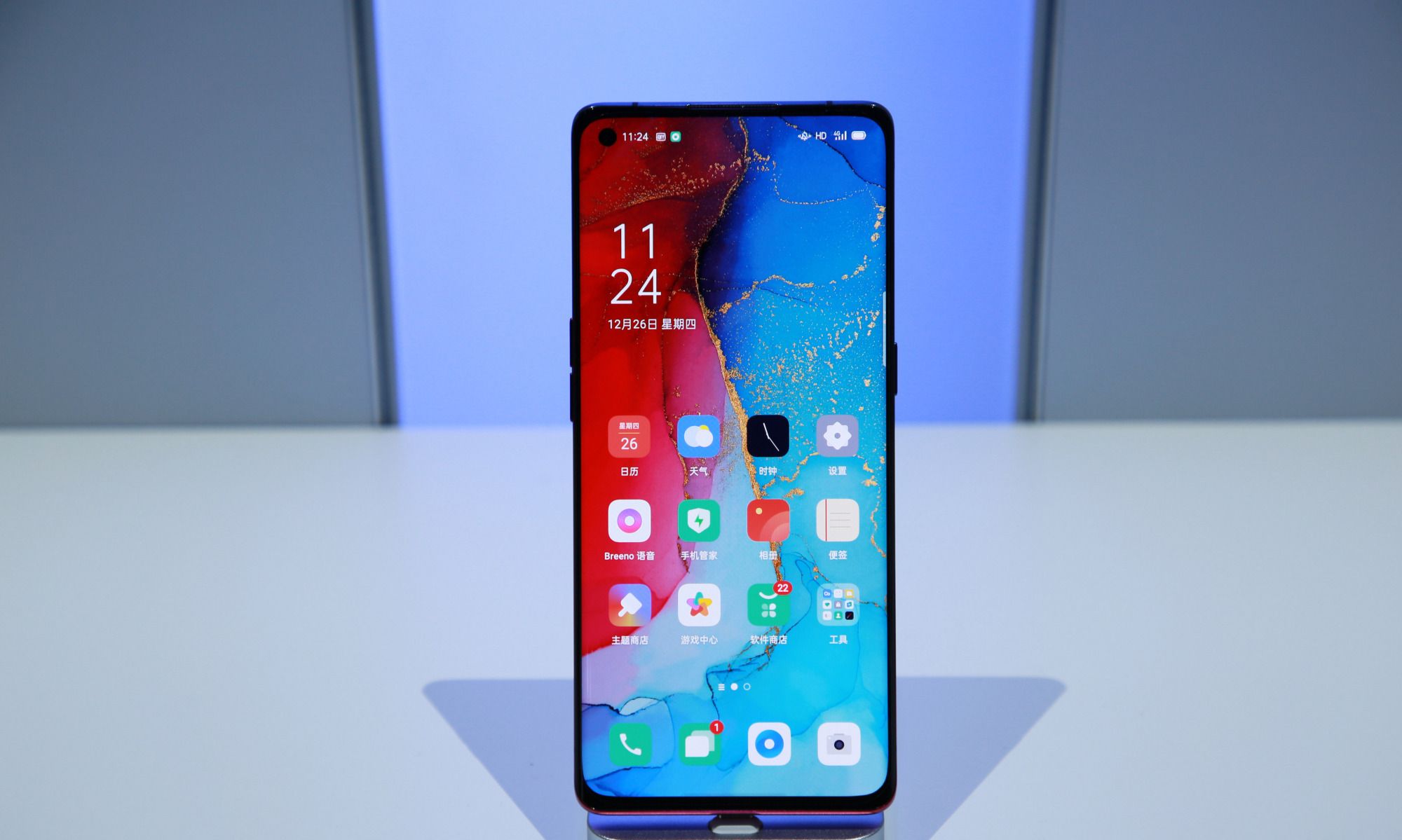 OPPO Reno3系列现场:超薄双曲面,炫彩夺目__财经头条