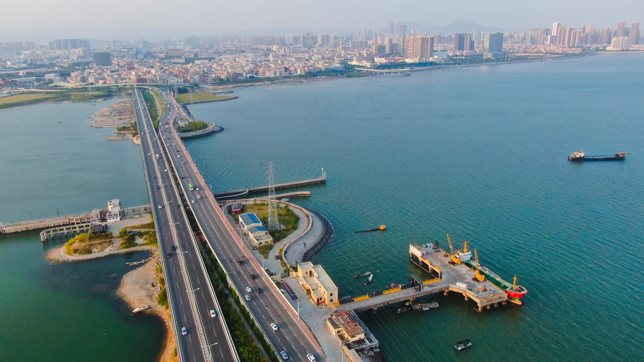 空中镜头下的厦门岛外马銮海堤新阳大桥_高清图集_新浪网