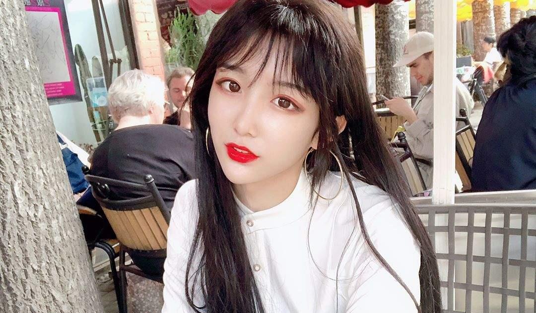 妈妈发现儿子是"女装大佬",出租屋内扮伪娘,解决方式获好评