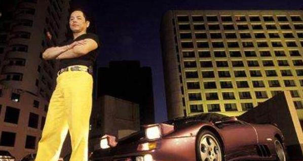 驹哥传:崩牙驹为救手下,卖了自己的法拉利,后来