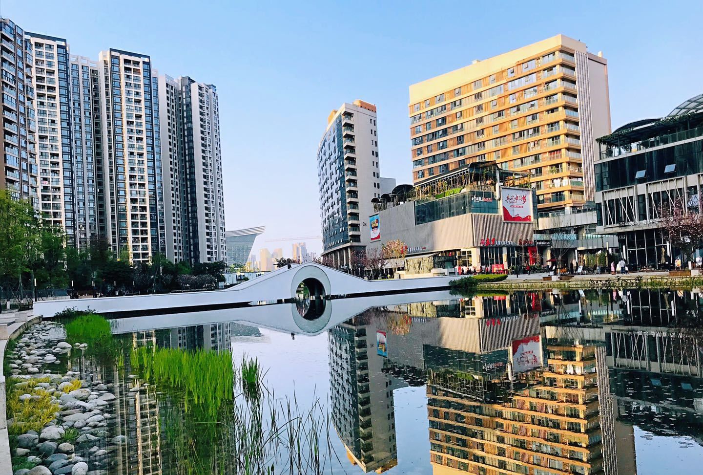 成都月牙湖,这犹如天空之境般的风景,不去看看太可惜!