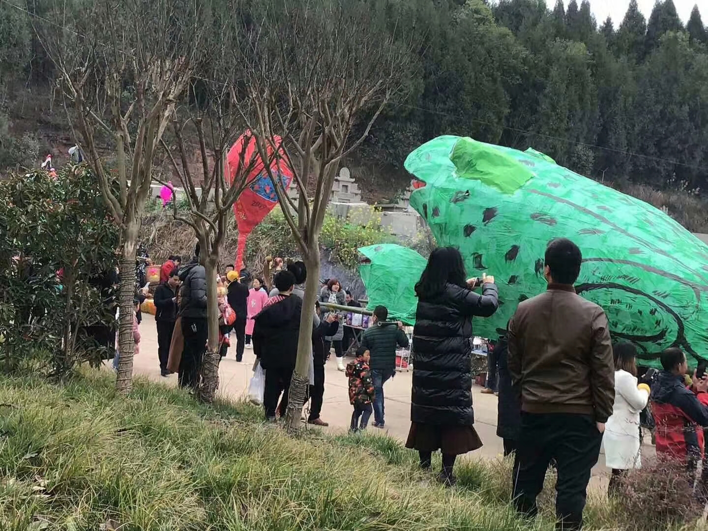 蛴蟆节！正月十四，实拍四川南充最神秘的另类中国式狂欢节|蛴|蟆|狂欢节|另类|南充_新浪新闻