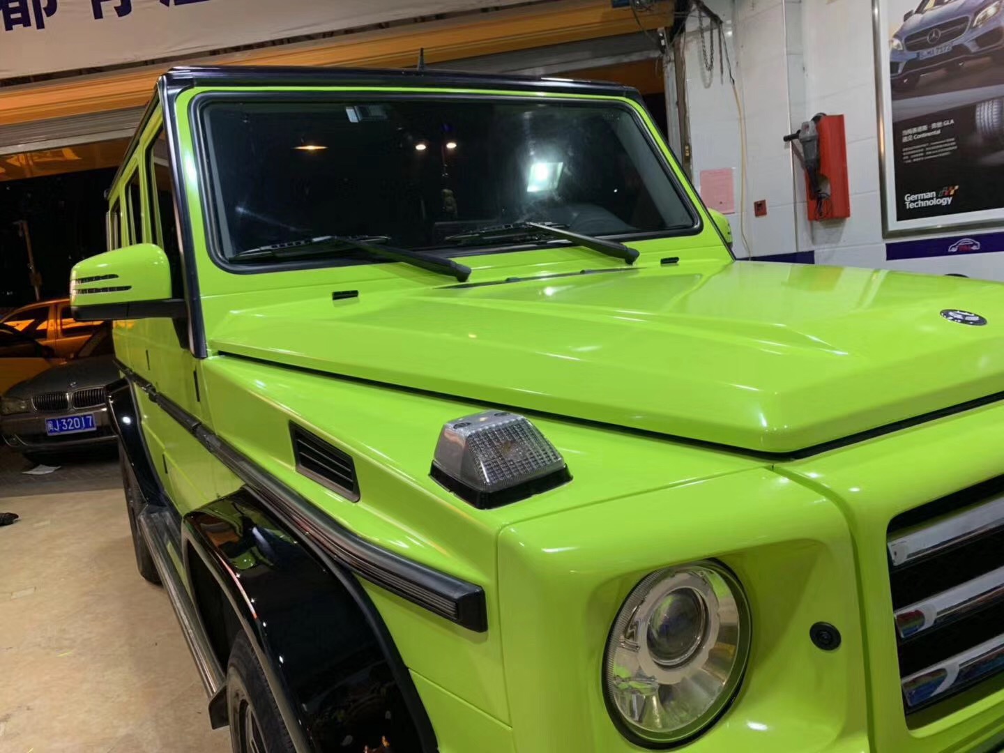 大块头也来撩骚柠檬绿的奔驰g63让你心痒