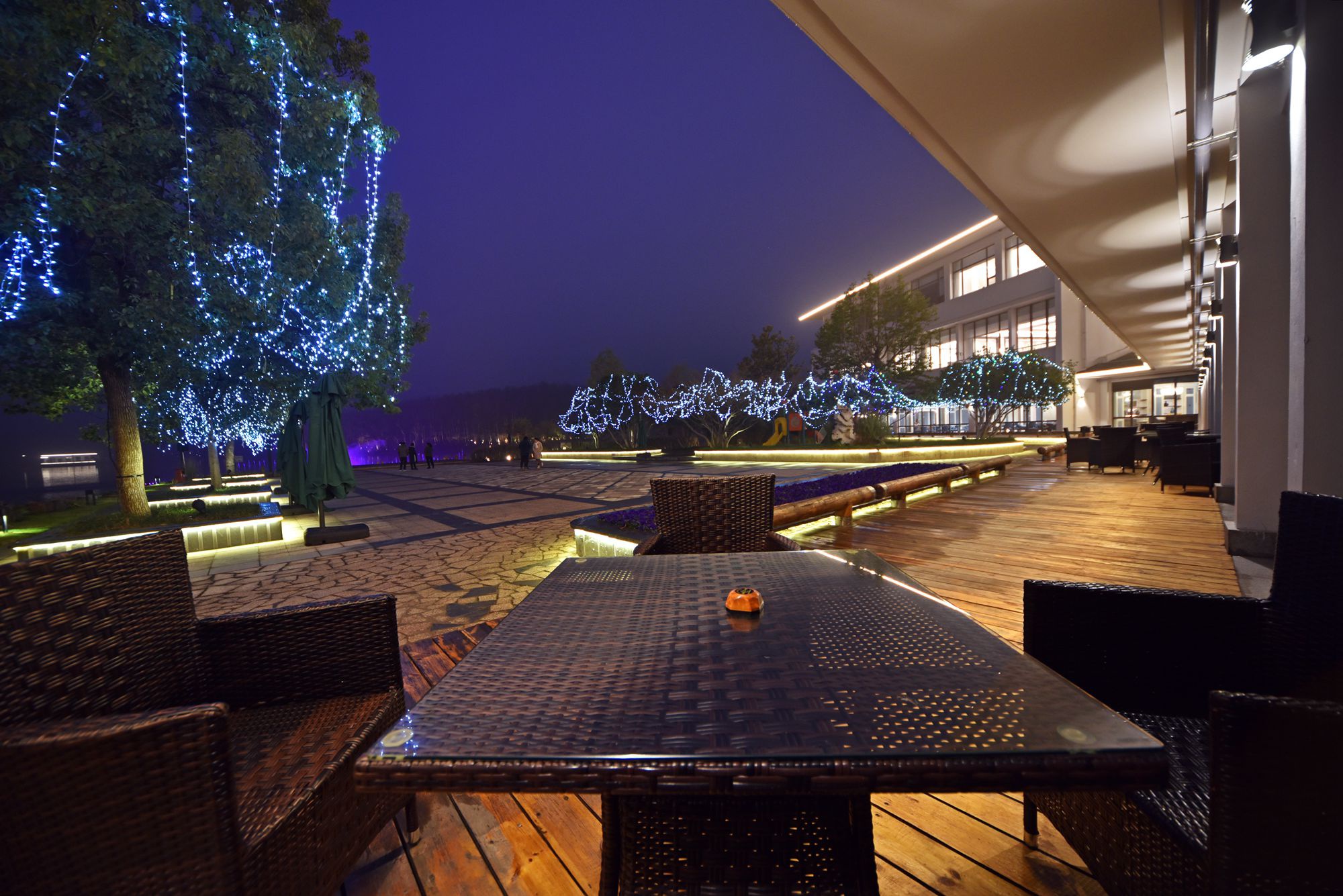 南京紫金山庄，不挂星级的豪华酒店，美食美景尽享，给心放个假