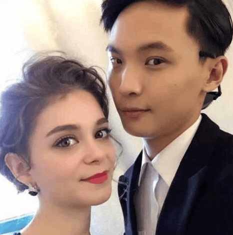 但是也有很多其他的外国媳妇,这不,这个中国小伙就娶了一个法国姑娘!