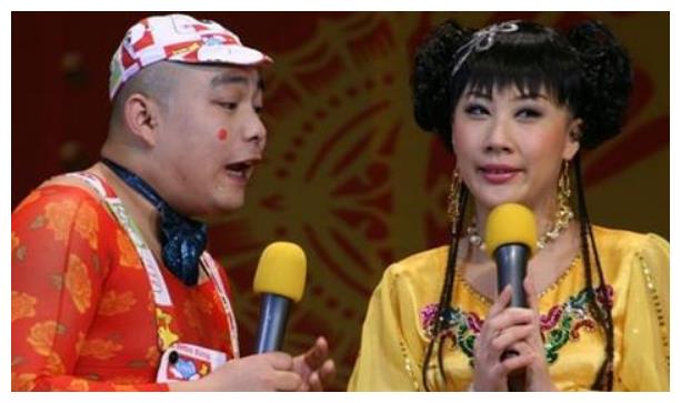 赵家班最漂亮媳妇,程野妻子郝莎莎罕见曝光,身材超级棒好