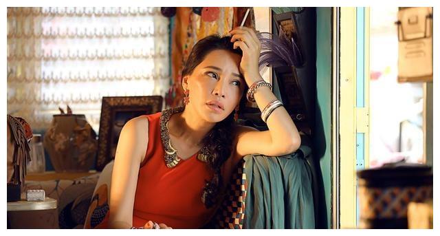 20岁出道,红过黄晓明,却半路退出娱乐圈,只为13000个留守儿童|孔维