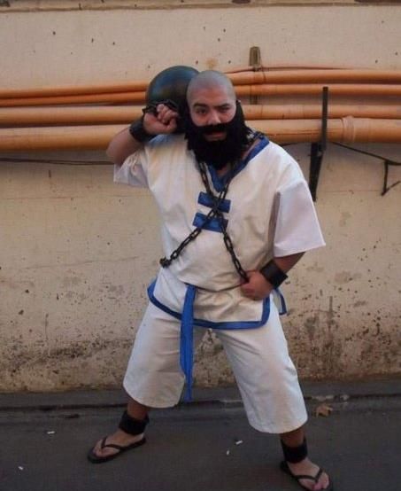 拳皇cosplay,沙雕网友:杀马特八神庵不是c位?这照片要重拍!