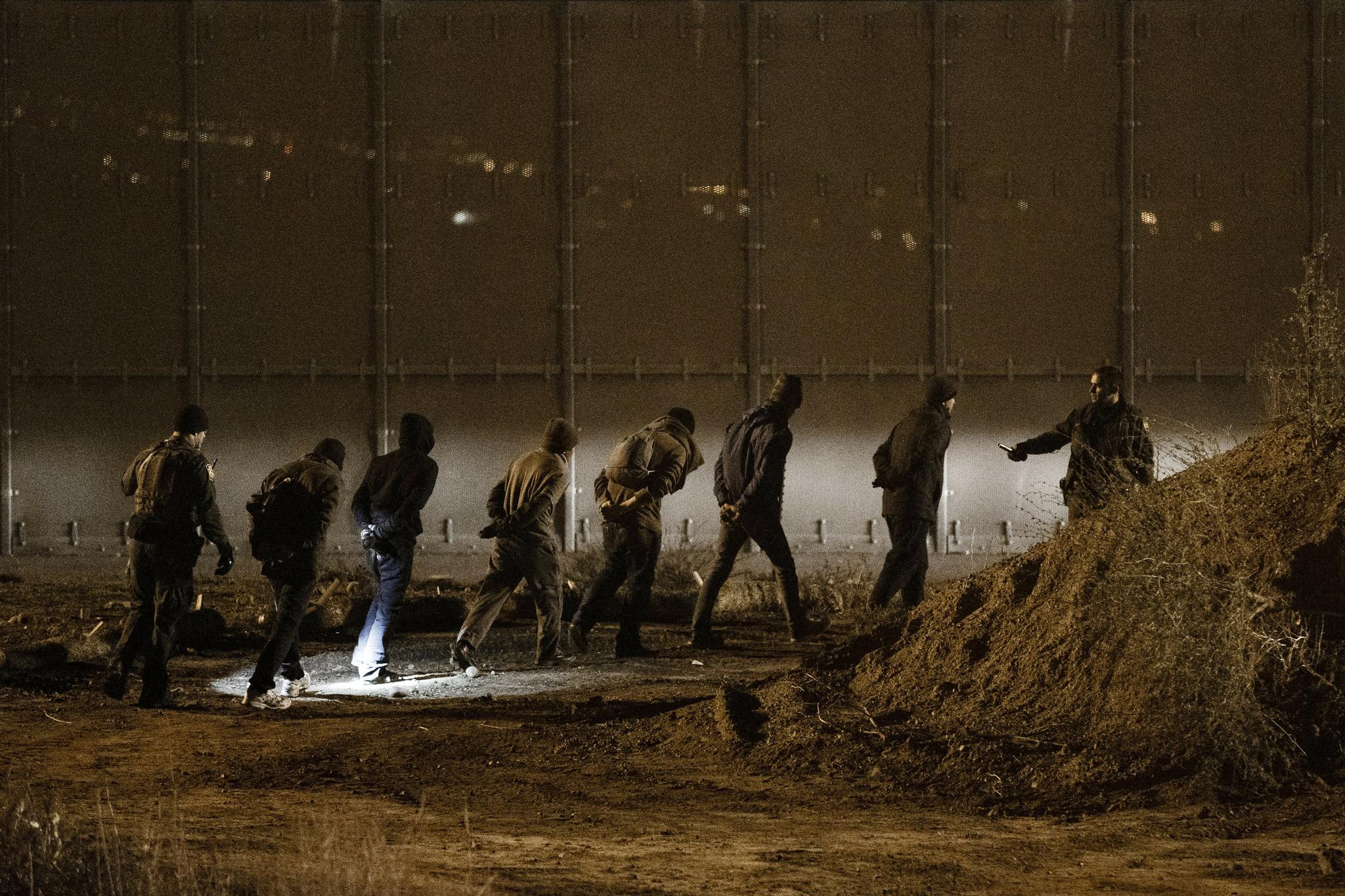 偷渡原因与后果 偷渡人员如何正规回国