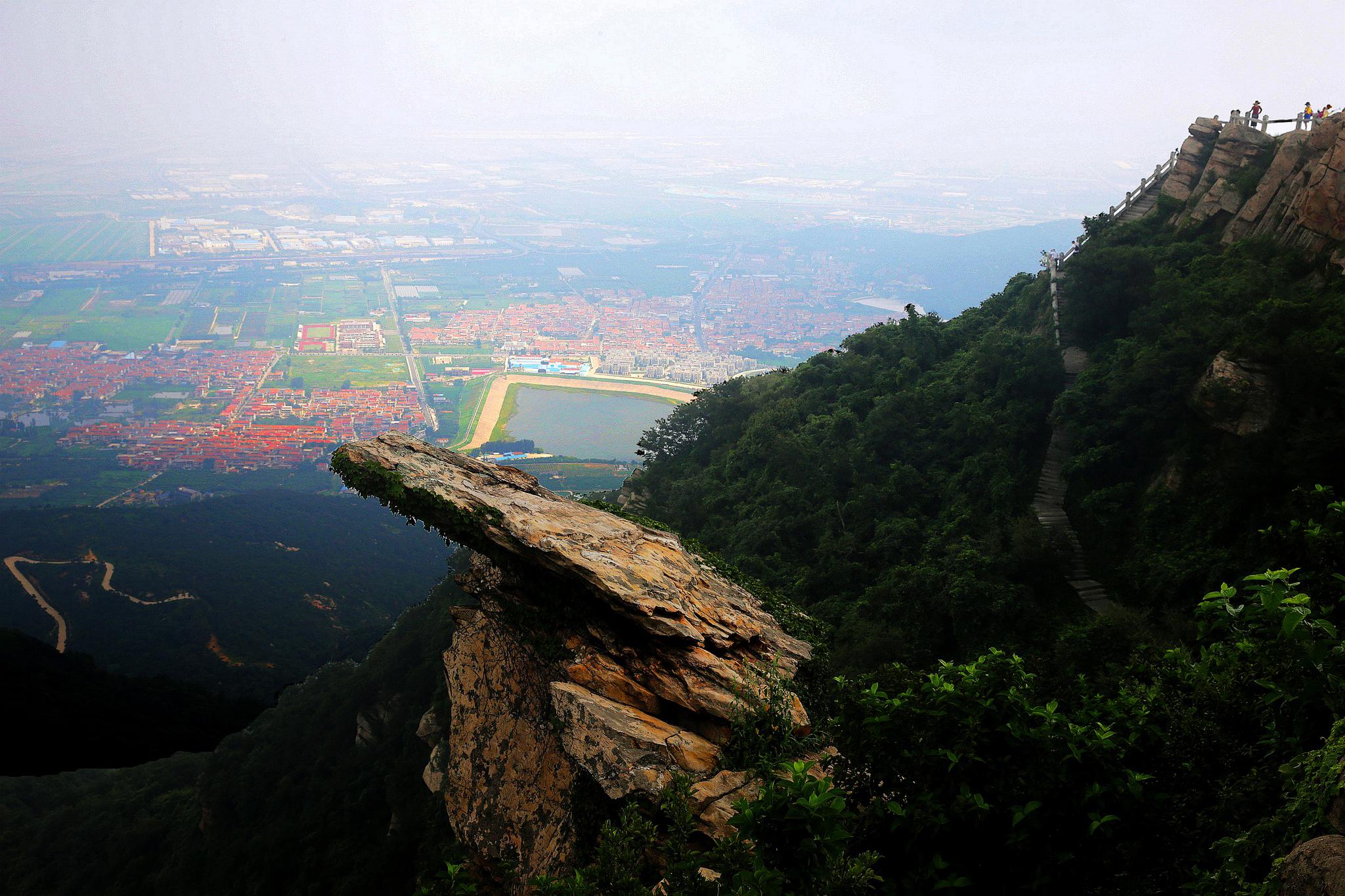 亿年沧桑,万钟风情--立秋时分登上江苏最高峰花果山