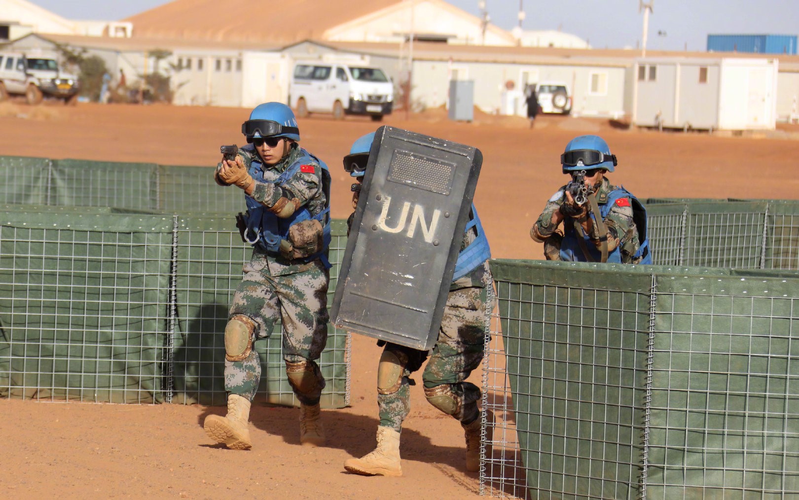 见过维和部队官兵的演练场景吗?一起来看看中国的蓝盔风采!