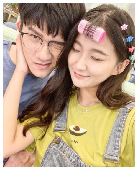 《我家小两口》若风说出离婚,婆婆又不尊重自己,小戚节目中落泪