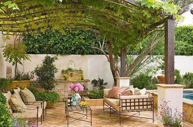 迷人的庭院,怎能少了完美的葡萄架露台?