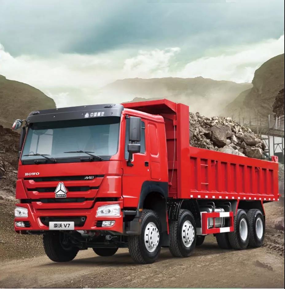 自卸重卡哪家强?中国重汽曼机豪沃骋沙场-新浪汽车