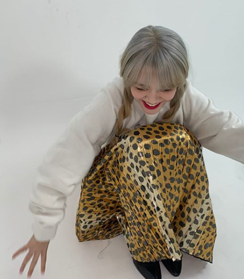 aoa成员jimin社交网站发照展可爱魅力|社交网站|可爱|女团_新浪新闻