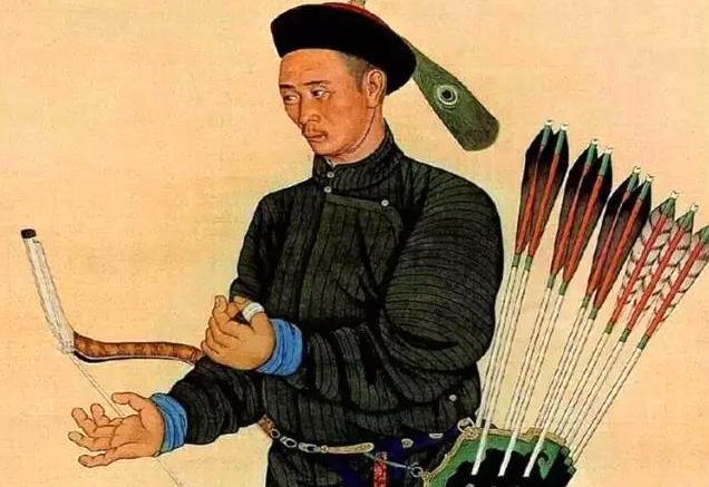 特古思巴图鲁塔尼布,是宫中二等侍卫,箭羽宝剑全都配齐,看上去非常