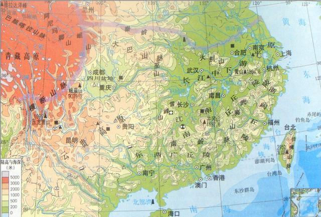 雪峰山:我國二三級階梯的分界線之一,分隔東南丘陵和雲貴高原