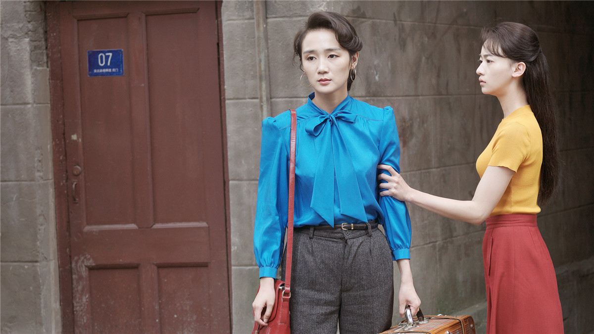 《外滩钟声》热播 黄洋洋饰"不简单的闺蜜"罗曼莉挑战演技
