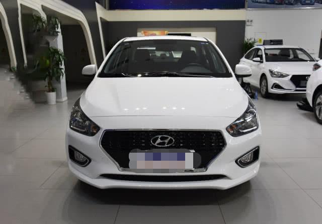 6万配自动挡,5.2升油耗,比飞度有魅力,韩系车要逆袭?