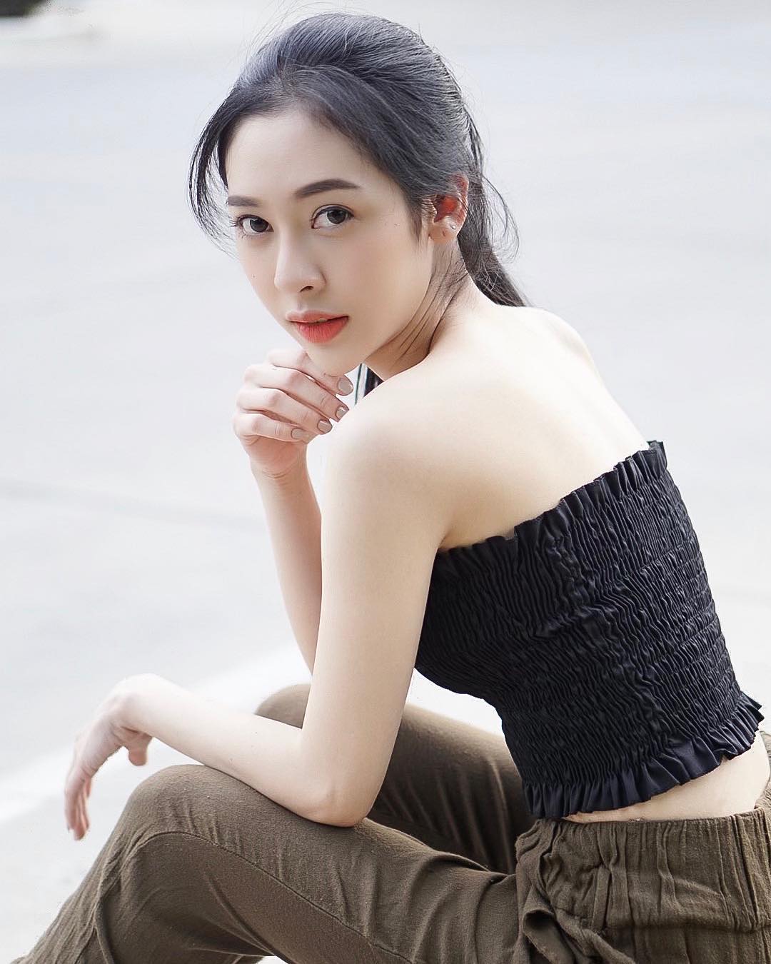 文静气质的女生,自然美哦