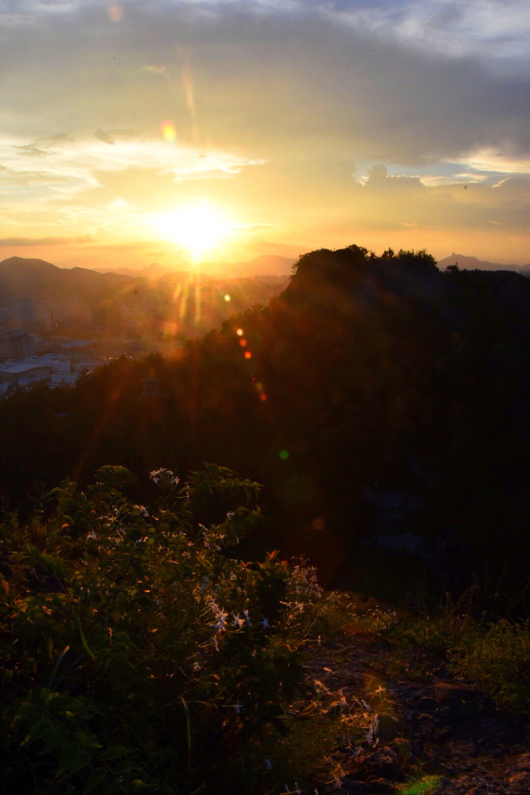 夕阳斜照美丽温岭(原创)