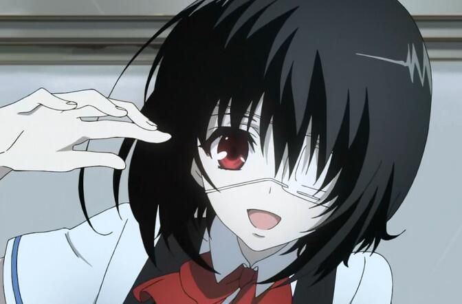 《死神》中的井上纱织.