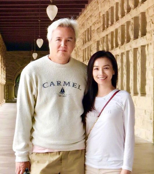 张庭和老公给我们诠释白头偕老,网友觉得林瑞阳像张庭奶奶