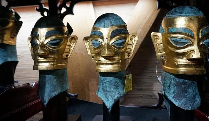 91年前,村民一锄头挖出"长江文明之源",外国人:外星人的文化|三星堆