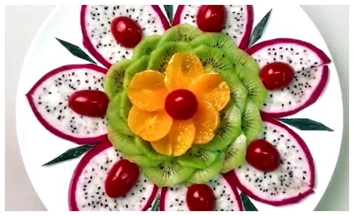 年夜饭学会做这2道果盘解馋又解腻10分钟拼2盘做法超简单