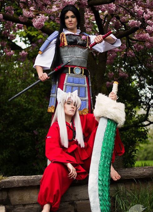 铁碎牙是由刀刀斋用著名大妖怪犬大将的牙齿打造的妖刀