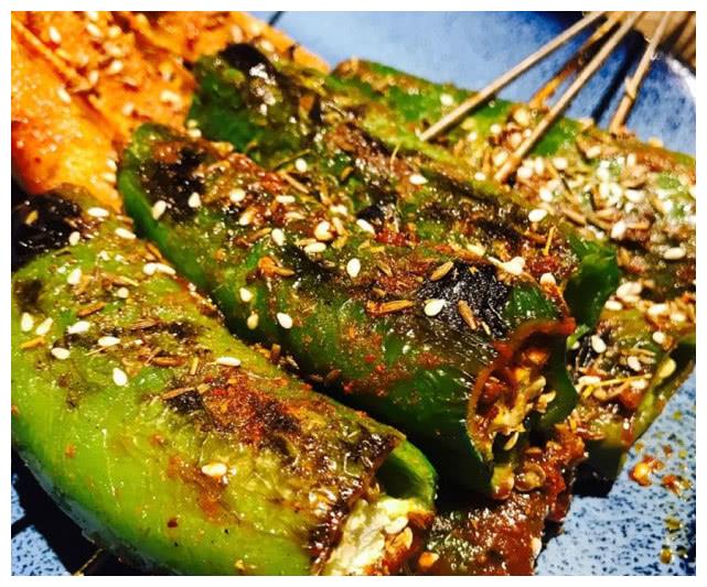 烧烤中最馋人的四种素食,烤青椒强势上榜,图四比肉串还受欢迎!