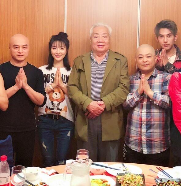 80岁朱龙广近照曝光,时隔33年再演"如来佛祖"