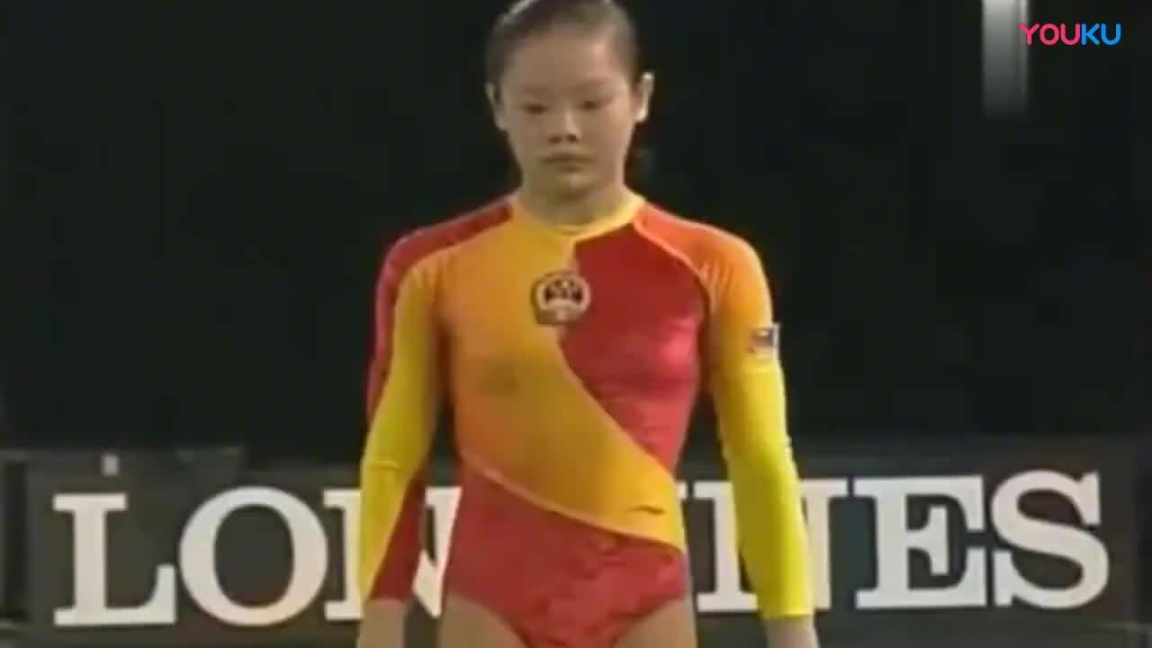 中国女子体操队领军人物跳马女皇程菲的这一跳外国解说都激动了 中国女子体操队领军人物跳马女皇程菲的这一跳外国解说都激动了