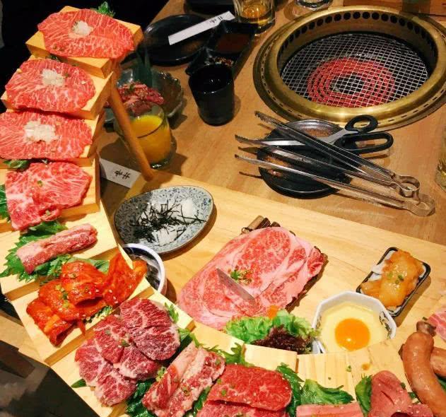 火爆的网红摩天轮烤肉,在长春也能吃到,为啥顾客评价两极化?