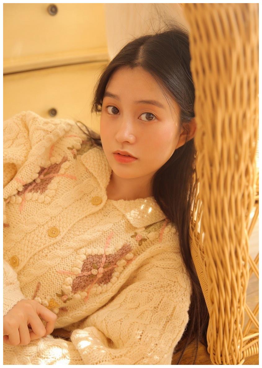 绝世容颜美女纯情大眼私房阳光治愈系写真图片