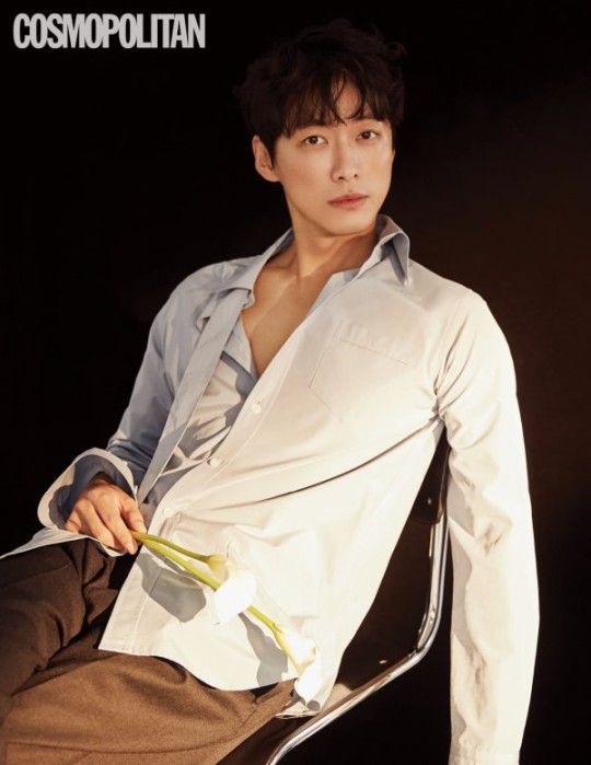 韩国艺人南宫珉最新杂志写真曝光