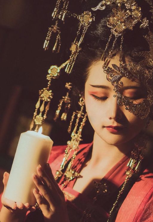 半面妆cosplay有时候梦会很短但爱情却会很长