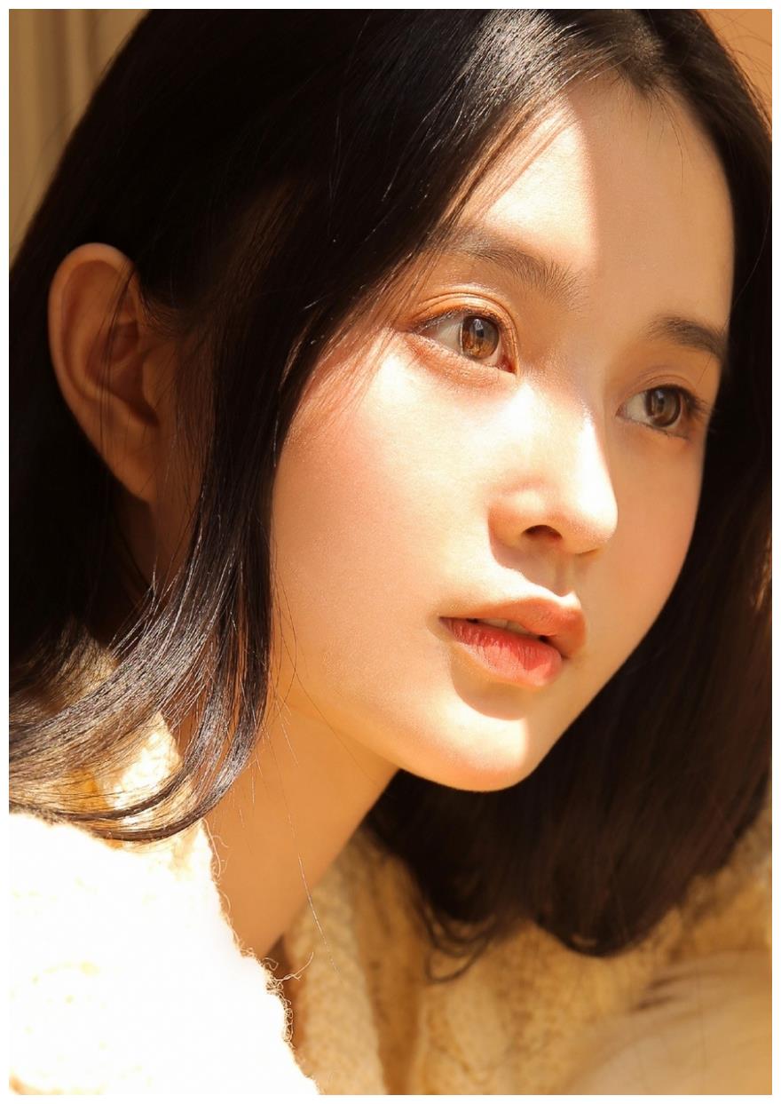 绝世容颜美女纯情大眼私房阳光治愈系写真图片