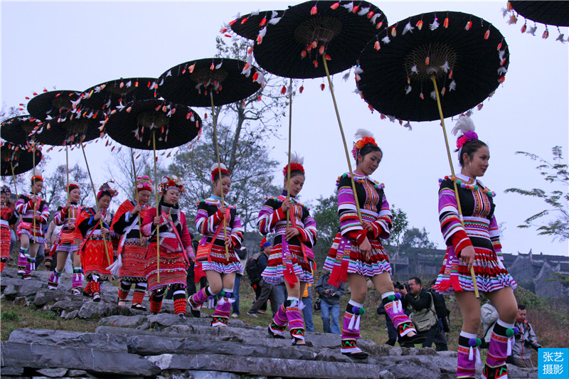 "岭南无山不有瑶"千年瑶寨的民族祀典仪式,瑶族盘王节