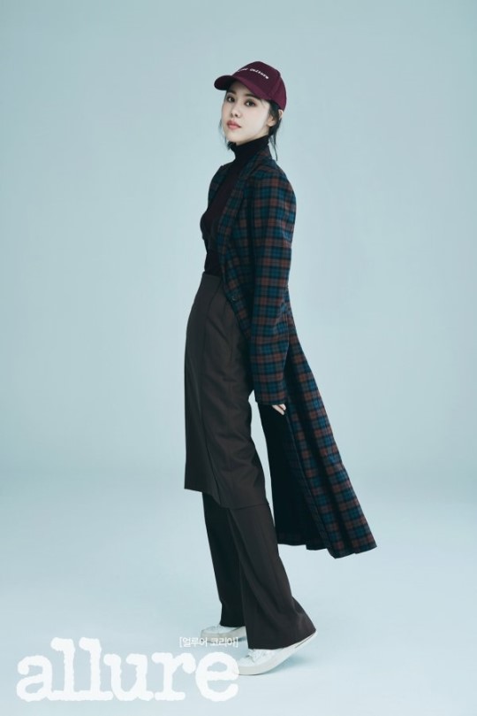 韩国女艺人金艺媛最新杂志写真曝光