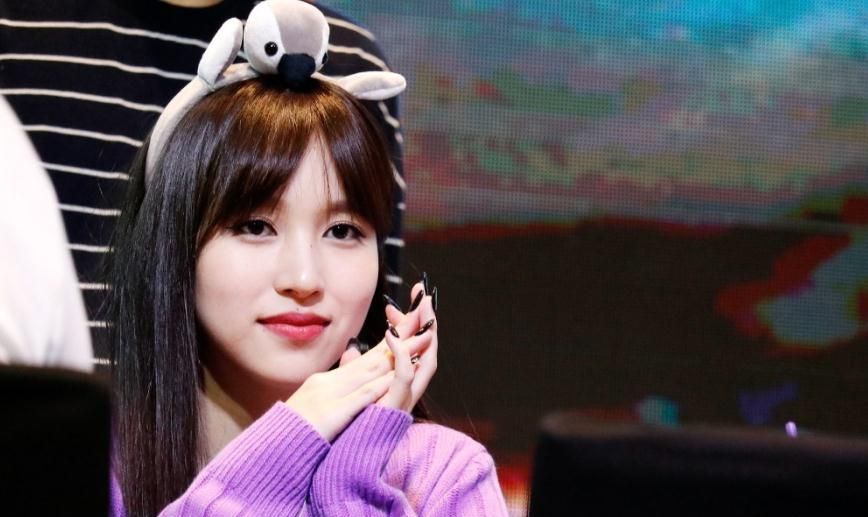 韩国女子演唱组合twice的门面担当名井南身上少女气息十足