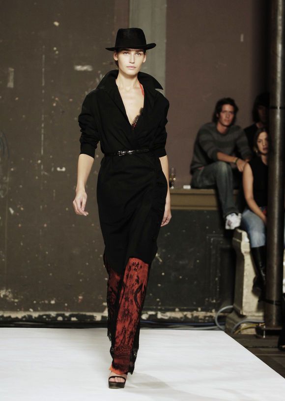 超模尤金妮亚,清冷高贵睥睨凡尘的沙俄女皇,专业踏穿t台一百年