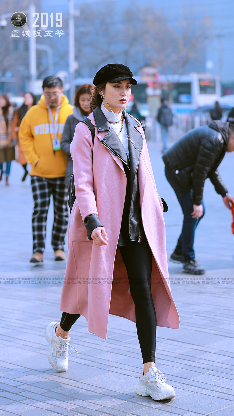 现代人生活越来越追求时尚,各种时髦服装层出不穷令人眼花缭乱|时尚