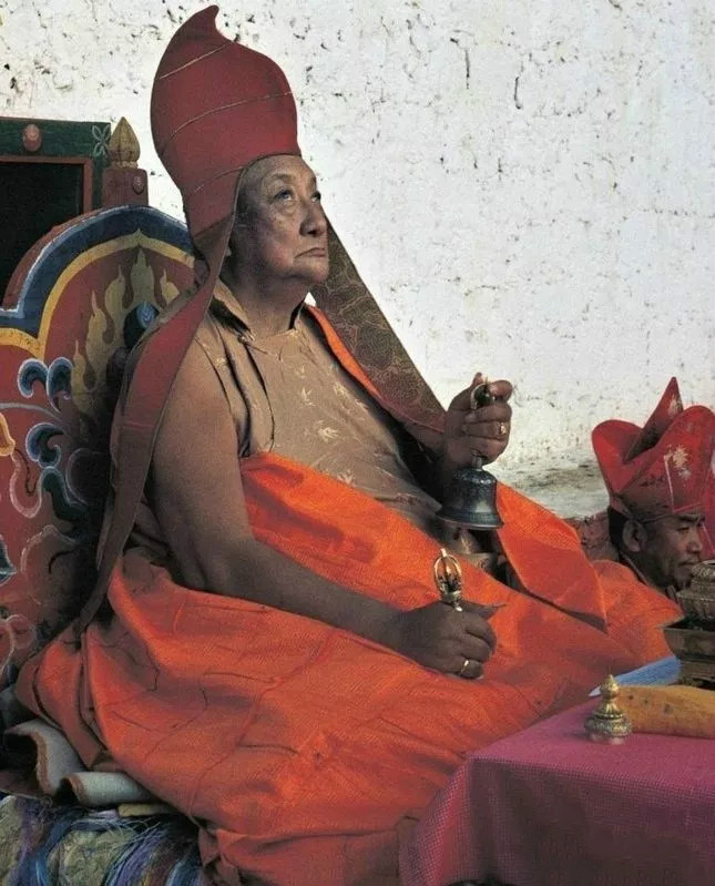 顶果钦哲法王:现在朋友的人,将来可能成为你的敌人!