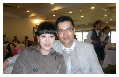 他的父亲是男神,母亲是亿万富翁,自己却成为了"最丑星二代"!